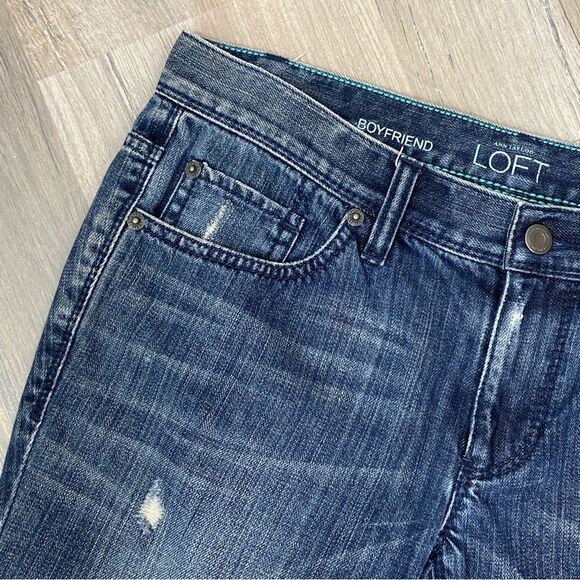 Ann Taylor Loft Boyfriend Jean Shorts Blue 0 Bermuda Distressed - Picture 4 of 8